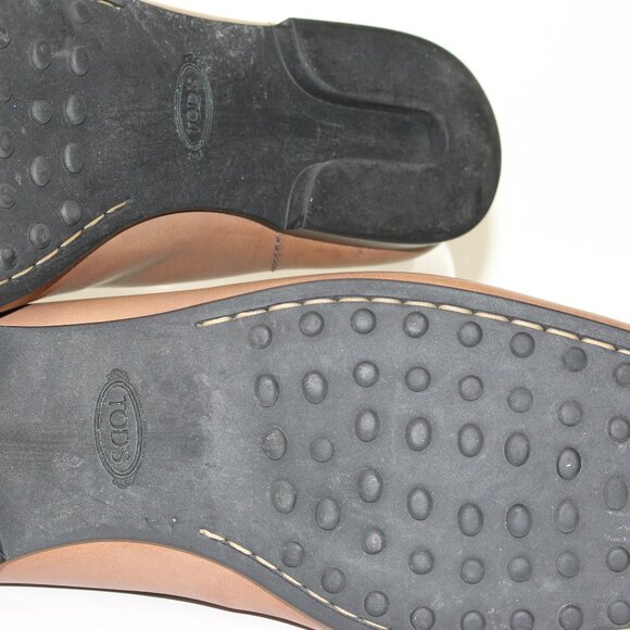 Tod's Tan Leather Slip On Loafer (8 US) - Picture 8 of 10